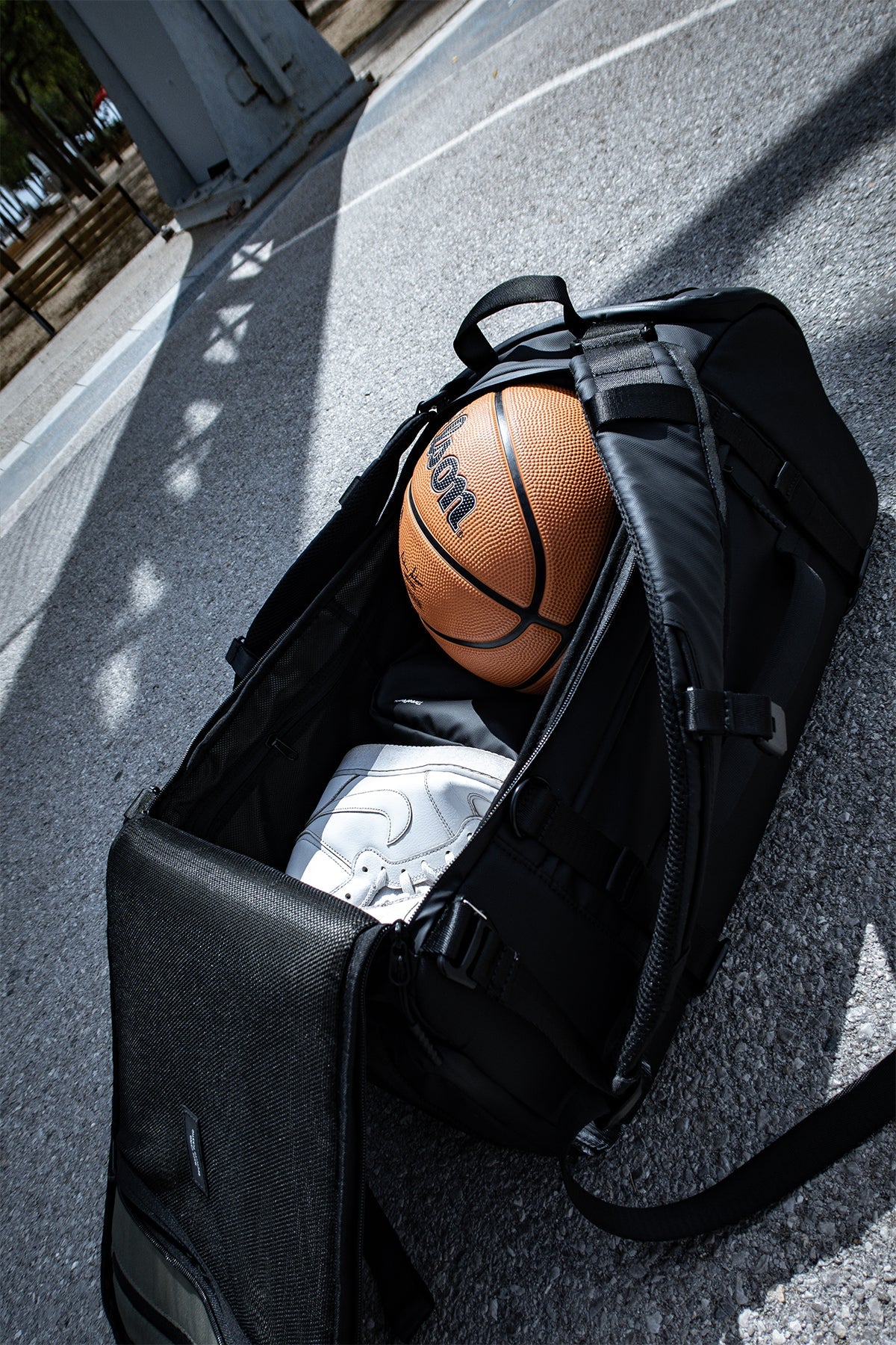 Kit Bag 38L - Image 15